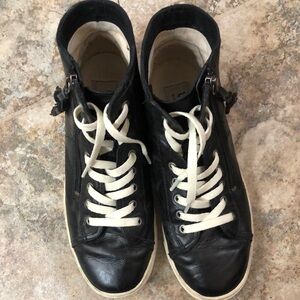 Ugg Australia Black High-Top Sneakers with White Laces